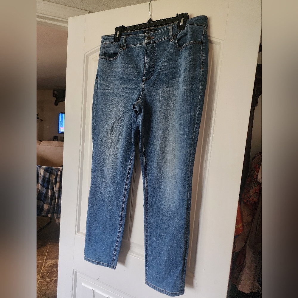 Talbots Flawless Five Pocket Slim Ankle Jeans Size 14 Light Wash Stretch Denim